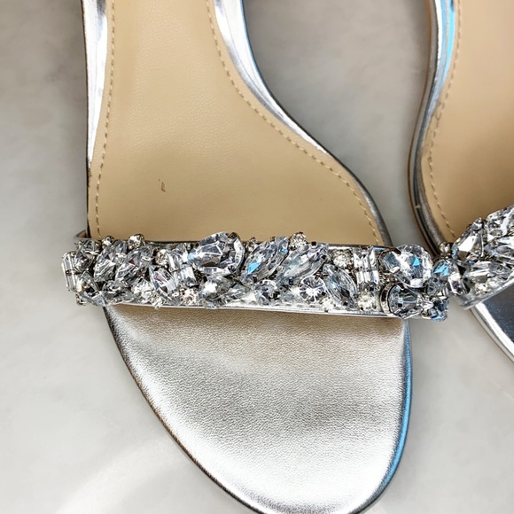 Jewel Badgley Mischka Dash Embellished Halo Strap Women’s Heels (Size 8.5) - Picture 9 of 10